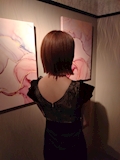 とも