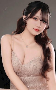 プロフィール写真1・白雪 れい｜名古屋 錦 キャバクラ・カゲロウ