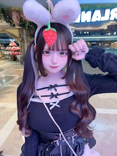 プロフィール写真5・おる｜推しへの愛は深く・オシヘノアイハフカク - 秋葉原・末広町のコンカフェ