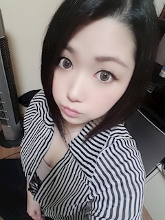 プロフィール写真6・紫苑ママ｜GIRL's BAR 撫子・ナデシコ - 神田のガールズバー