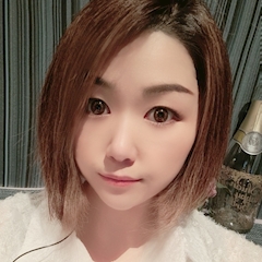 プロフィール写真3・紫苑ママ｜GIRL's BAR 撫子・ナデシコ - 神田のガールズバー