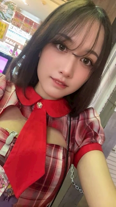 プロフィール写真4・アメリアでござる|『ゼロ×距離カフェ』 本町アイドル化プロジェクト -H.i.P.-・ホンマチアイドルカプロジェクト - 本町のコンカフェ