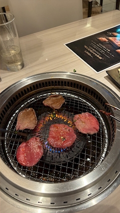 エラ「🥩‪🍖🍴」