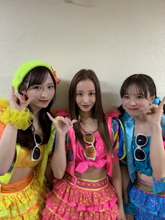 白桃　　もも「AKB48は青春です😭😭😭😭」