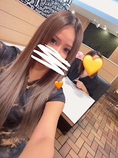 さあや「ぐっどもーにんぐわーるど🏜️🧡💛」