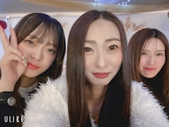 あやみ「2025年🐍」