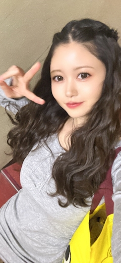 ゆめの「ほんと久々の投稿すぎる🥺」