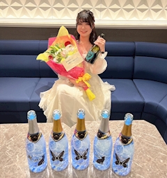 プロフィール写真2・みなみ｜club eye & Cats・クラブアイ&キャッツ - 松山市のキャバクラ