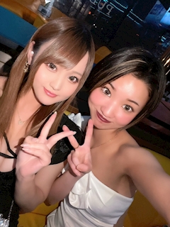 りりちゃん💖 CAPONE「大好きな舞ちゃん来てくれた🫶🏻♥️」