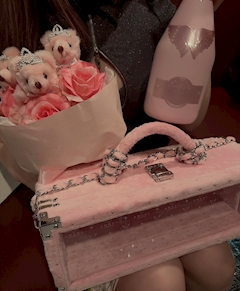 プロフィール写真3・せな｜club the e BROOM・イーブルーム - 名古屋 藤が丘のキャバクラ