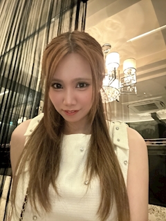 プロフィール写真1・えみ|ミナミ キャバクラ・シュシュール ハレ