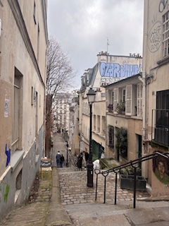 ひな「フランス🇫🇷」