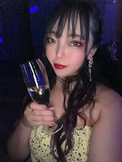 プロフィール写真2・白咲 ゆあ|CLUB Riku・リク - 名古屋 今池の熟女パブ/熟女キャバクラ