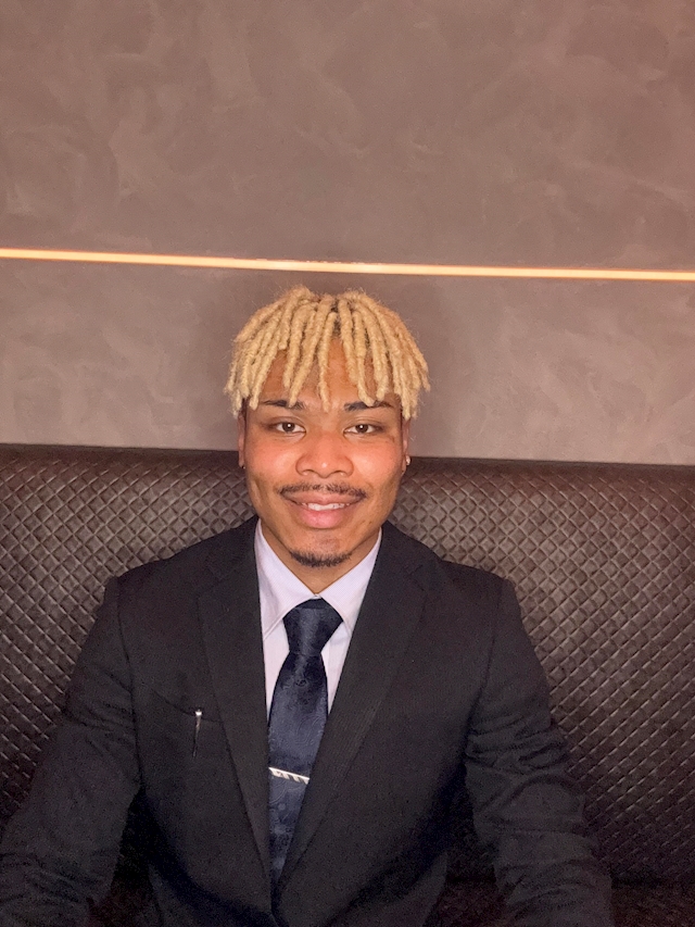 プロフィール写真2・ルイス|