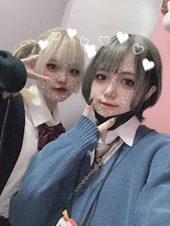 なつき「🦋🌙」