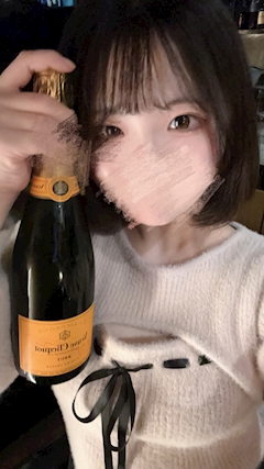 プロフィール写真6・遥(はるか)🪄ྀིGirls Bar Co.｜先斗町 ガールズバー・コー