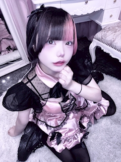 プロフィール写真6・🩷 もち子しゃん 🩷｜愛迷十字架 ～あいまいくろす～・アイマイクロス - 池袋東口のコンカフェ