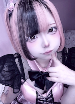プロフィール写真17・🩷 もち子しゃん 🩷｜愛迷十字架 ～あいまいくろす～・アイマイクロス - 池袋東口のコンカフェ