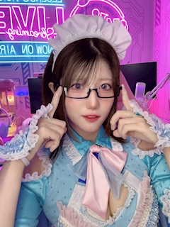 プロフィール写真4・雪乃つらら|esports cafe&bar れじぇび・レジェビ - 池袋東口のコンカフェ