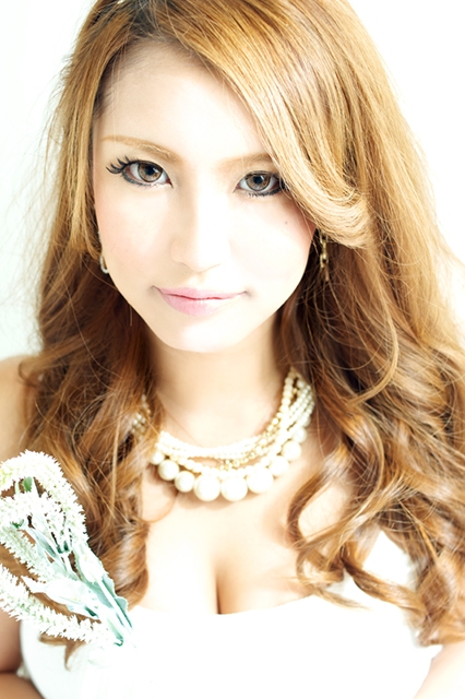 プロフィール写真3・みれい｜岐阜 柳ヶ瀬 キャバクラ・クラブナイン