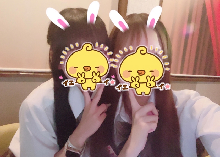 キャスト同士で撮影した仲良し写真