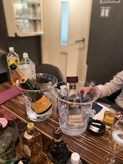 れみ「0️⃣1️⃣1️⃣2️⃣🥂」