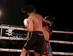 プロフィール写真2・幻の6人目｜