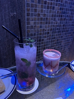 あやみ「明日は祝日‼️」