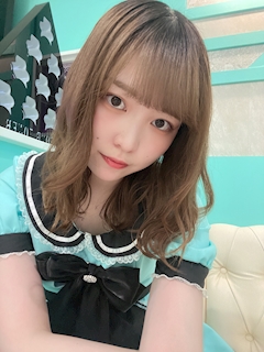 にこ