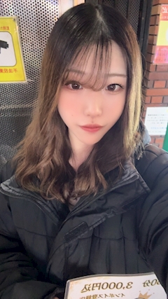 あいみ「12月良いスタートきれました✨🙂‍↕️💕」