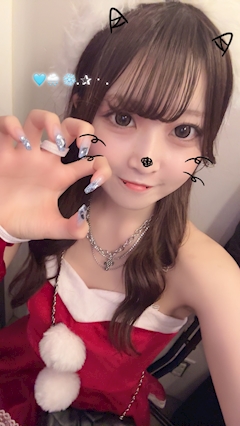プロフィール写真2・しよ【池袋　vivid　cafe】｜vivid cafe・ヴィヴィッドカフェ - 池袋西口のガールズバー