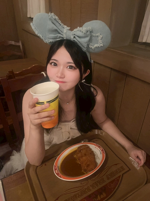 プロフィール写真4・ことは【池袋　vivid cafe】｜
