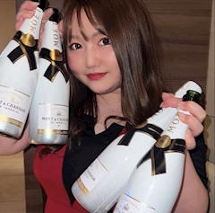 プロフィール写真8・りおなチーママ｜箱舟・ハコブネ - 飯塚市のスナック