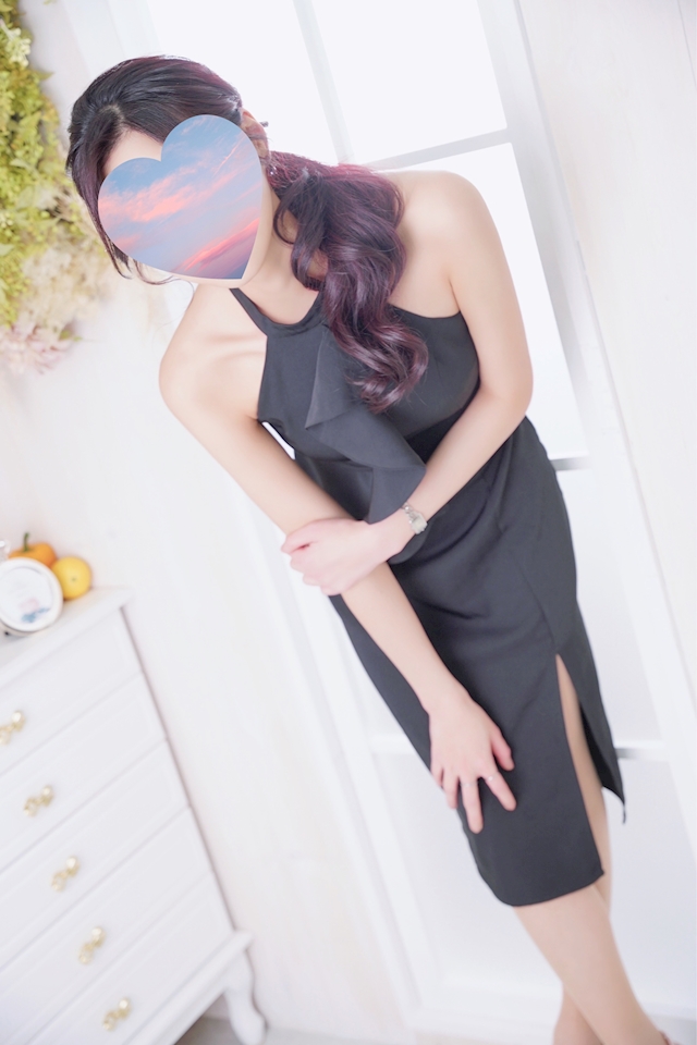 プロフィール写真1・露田やえ｜