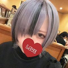 プロフィール写真2・なつみ|ダーツ&カラオケ&ガールズ White Angel・ダーツ カラオケ ガールズ ホワイトエンジェル - 葛西のガールズバー