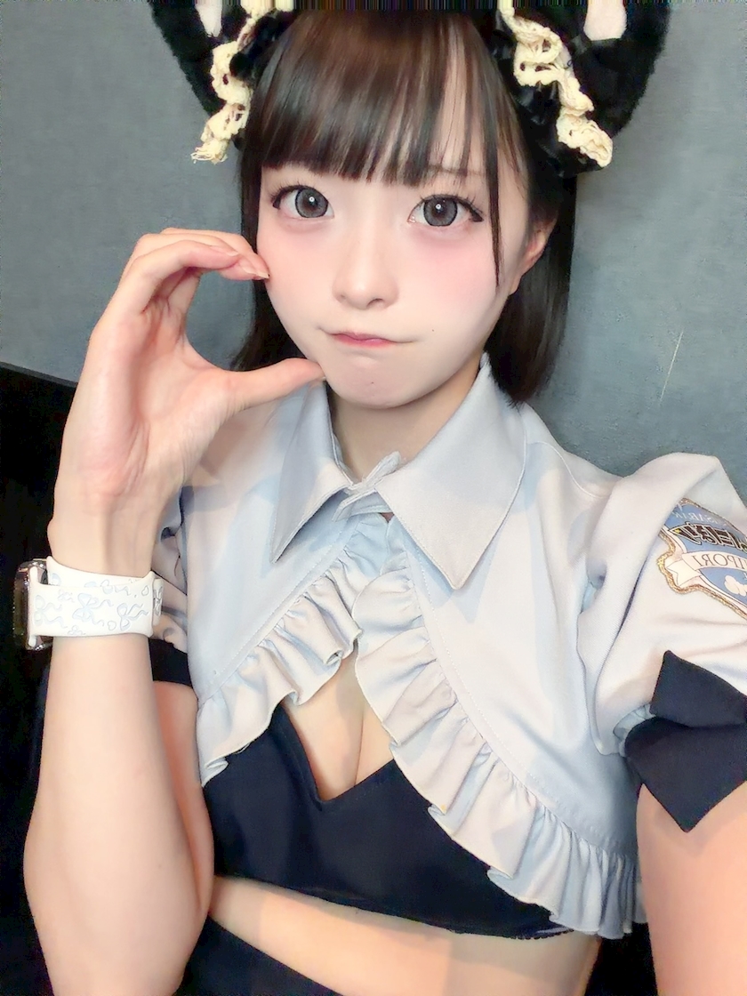 しお あにぽり大阪・アニポリ - 千日前のコンカフェ