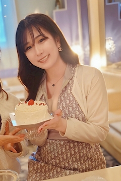 プロフィール写真3・はな｜Prevail・プリヴェイル - 新宿・歌舞伎町のクラブ/ラウンジ