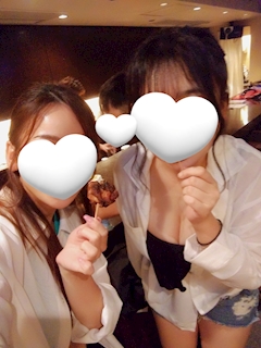 しずな「お盆休みも営業してます🎑」