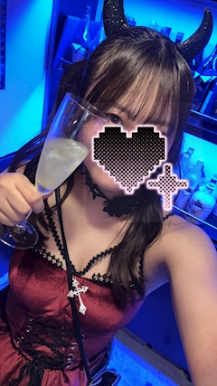 プロフィール写真2・あまね｜GIRLS BAR Queen Bee・クイーンビー - 向ヶ丘遊園のガールズバー