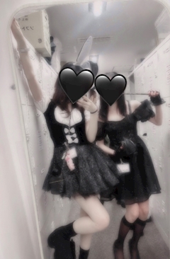 にこ Vivienne「꒰ᐡ• ‧̫ •ᐡ꒱🪄⌒🖤🖤」