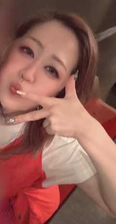 プロフィール写真2・矢沢ひとみ|OVER・オーバー - 熊本市・下通りの熟女キャバクラ