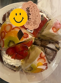 うみ「🥂🍰🎉」