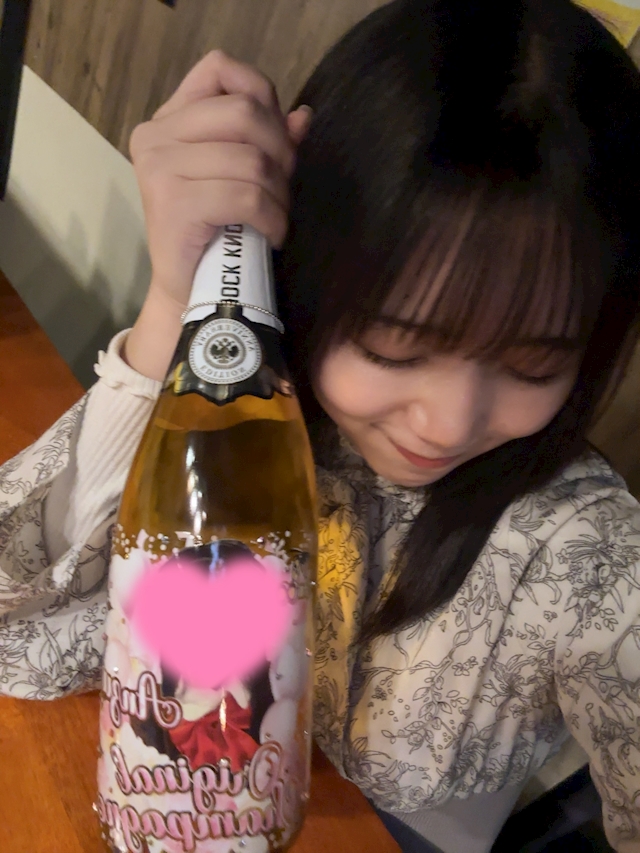 プロフィール写真2・あんず【EIGHT】｜