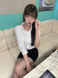 プロフィール写真11・める🌱｜Concafe & Lounge Hi-Potion・ハイポーション - 池袋東口のコンカフェ