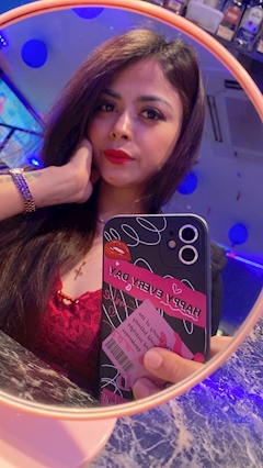 プロフィール写真11・👑ママ彩華👑｜真理子・マリコ - 名古屋 栄のインターナショナルパブ