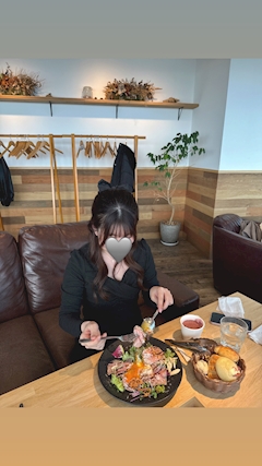 プロフィール写真1・みなみ｜OZ KOBE・オズコウベ - 三宮のスナック