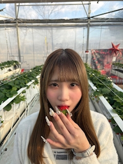 ゆの🐈‍⬛【関内 BUNNY'S】「いちご狩り🍓」