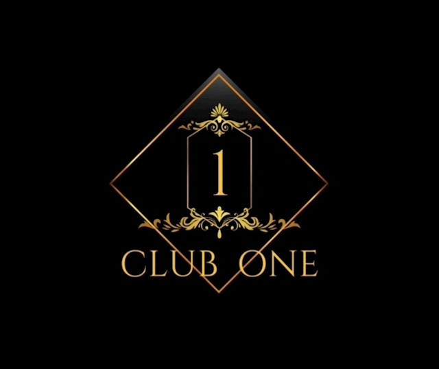 れね🐰🩷 CLUB ONE