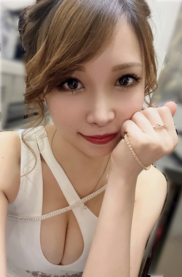 プロフィール写真4・桜井ひな｜