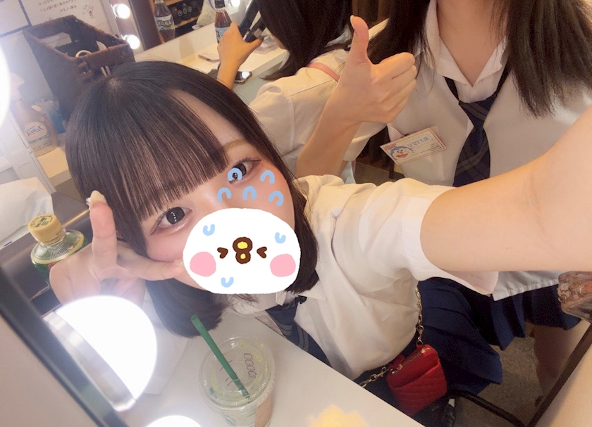 キャスト同士で撮影した仲良し写真